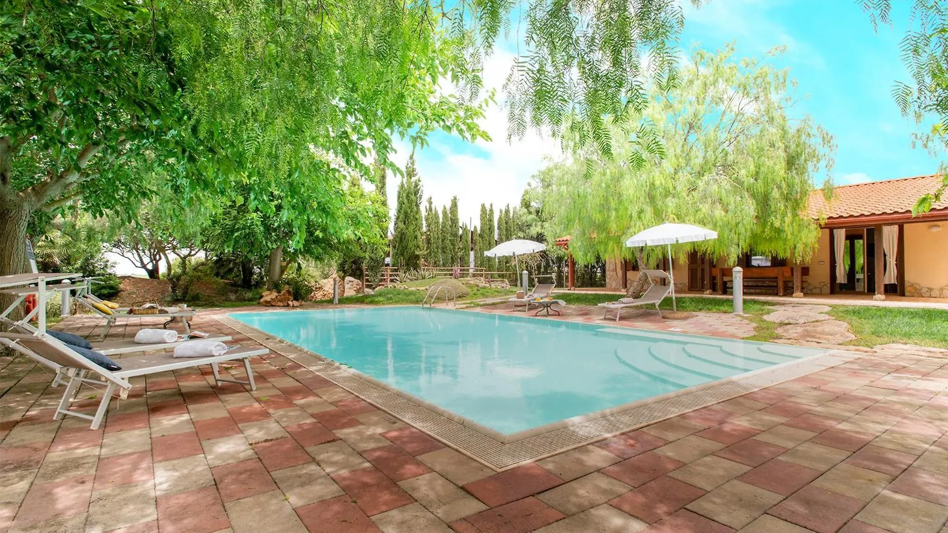 Agri Resort San Giuliano Santa Maria la Palma